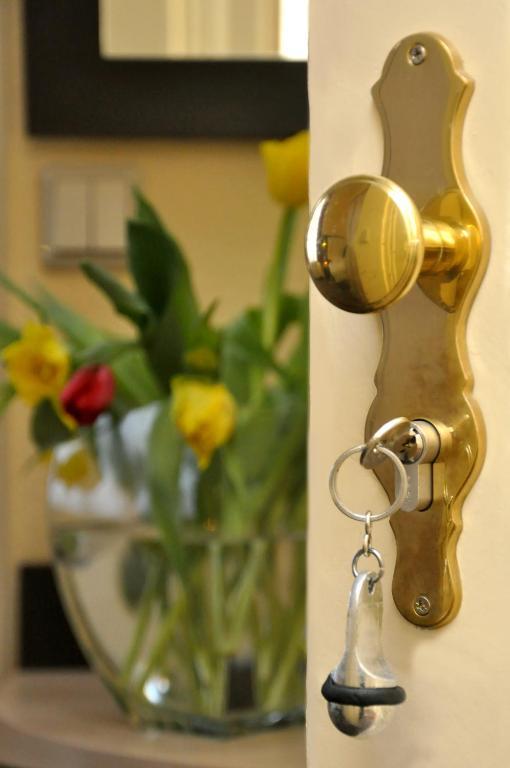 Hotel Bova Frankfurt am Main Værelse billede